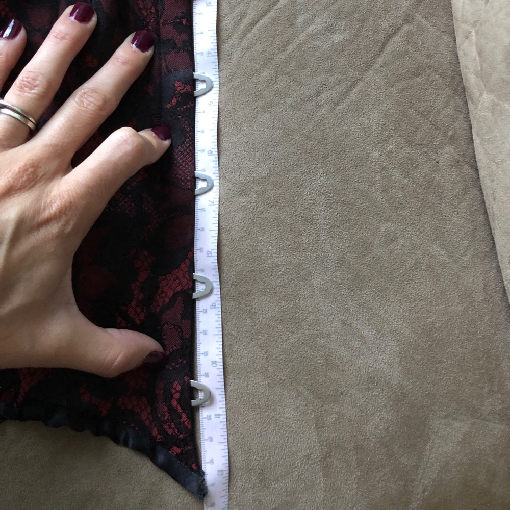 authentic custom made corset - Picture 4 of 4